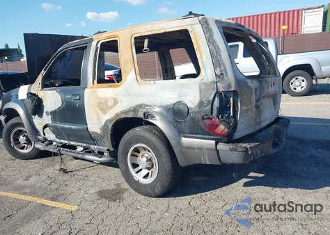 1998 Ford Explorer Sport from USA, damaged, VIN 1FMYU22E3WUC59252